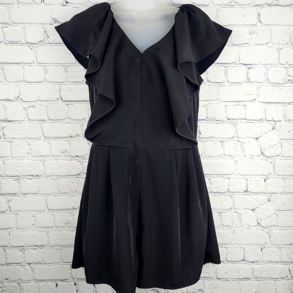 NWOT H&M Flutter Sleeve Romper - Picture 1 of 4